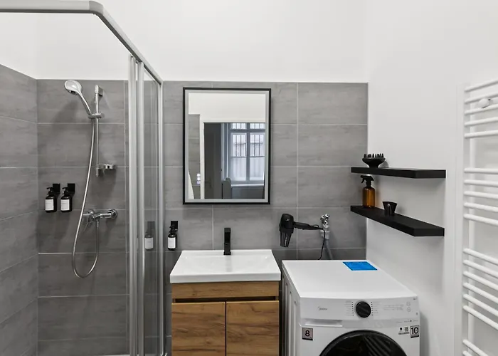Zentrales Messe-apartment Stuwerstrasse - Family & Business Ready *